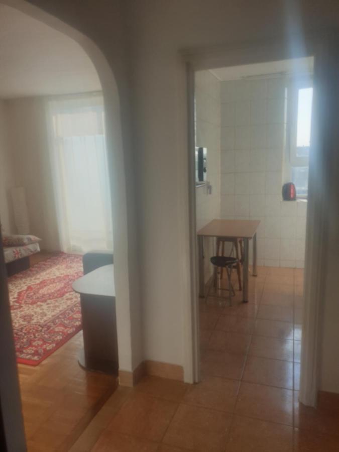 Two Rooms Central Bucarest Exterior foto
